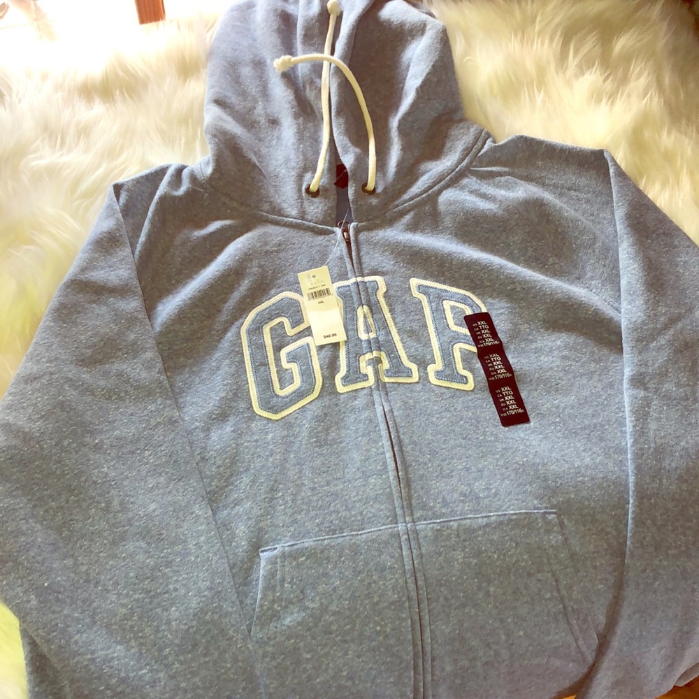 Gap sweatshirt